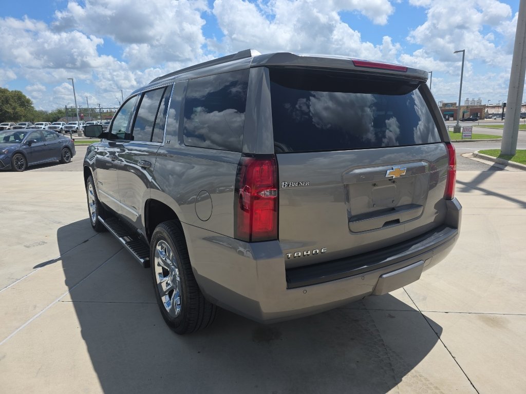 Used 2018 Chevrolet Tahoe LT w/ LT Signature Package image 17
