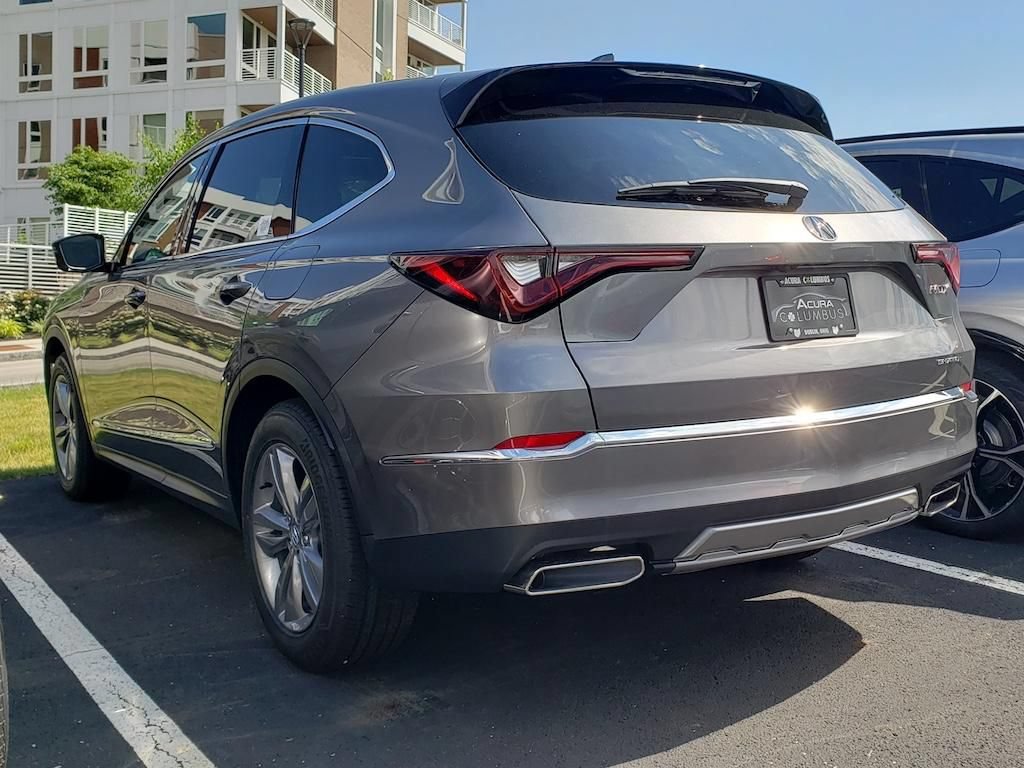 New 2026 Acura MDX SH-AWD image 4