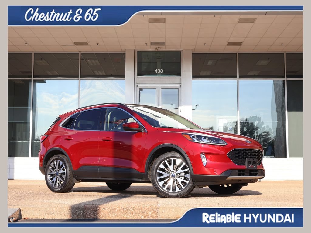Used 2020 Ford Escape Titanium AWD/4WD video 1