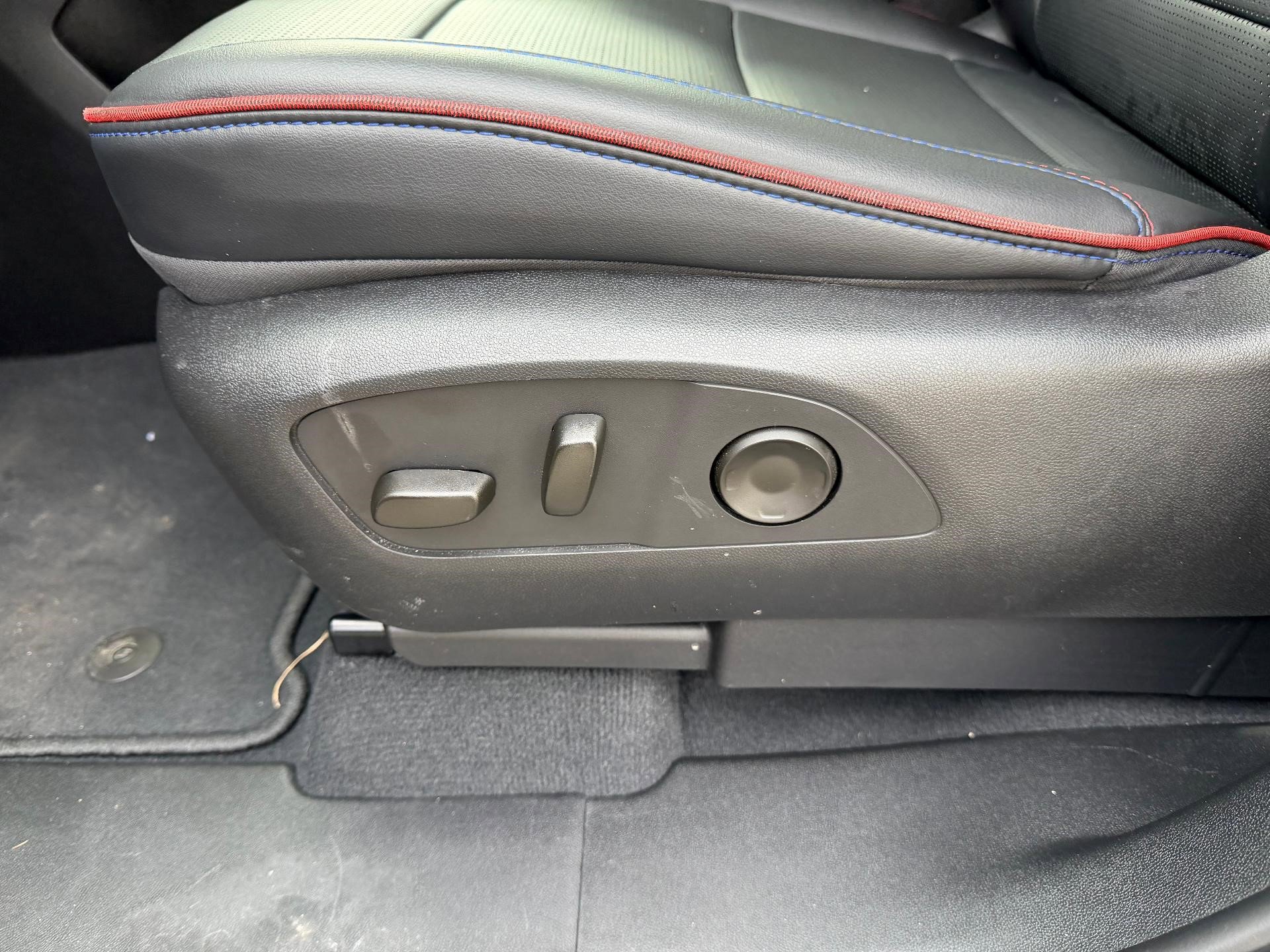 Certified 2024 Chevrolet Silverado EV RST image 27