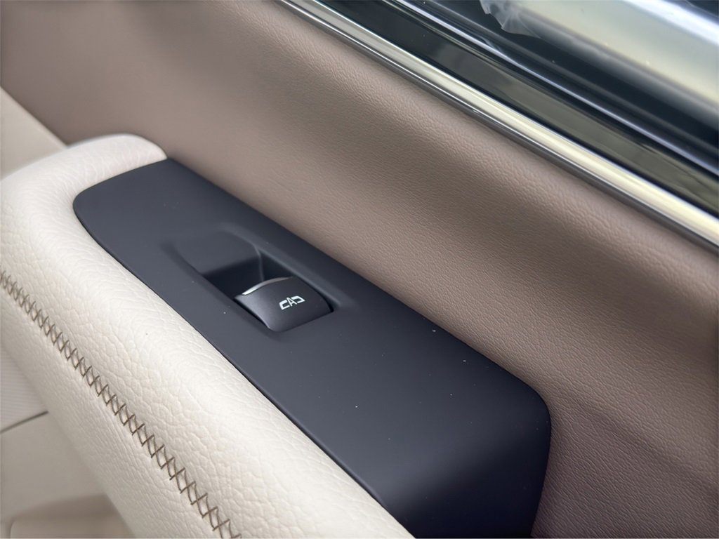 New 2026 GMC Yukon XL Denali image 23