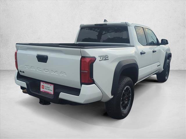 Certified 2025 Toyota Tacoma TRD Off-Road AWD/4WD image 5