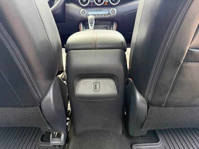 Used 2025 Nissan Sentra SR w/ SR Premium Package FWD image 32