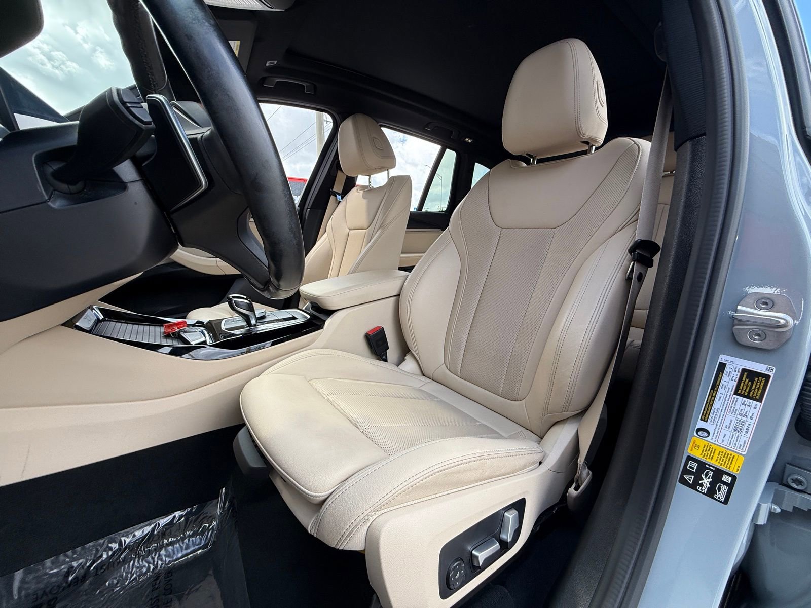 Used 2022 BMW X3 xDrive30i w/ M Sport Package 2 image 16