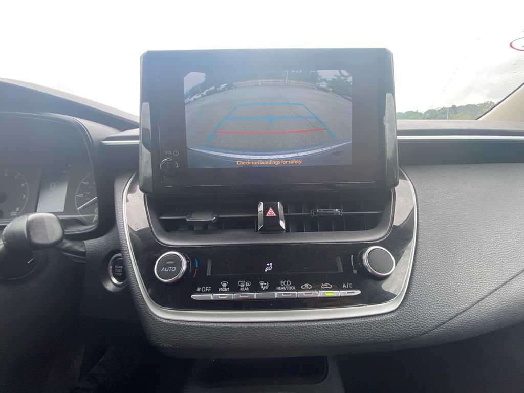 Used 2023 Toyota Corolla LE w/ LE Convenience Package FWD image 21