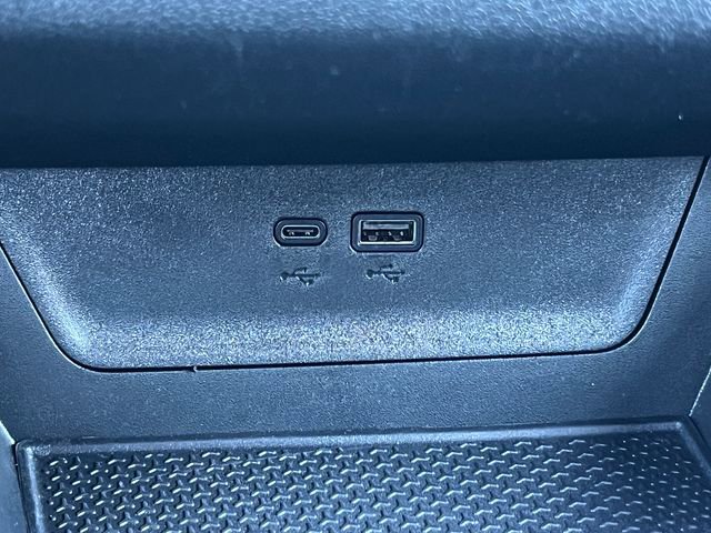 Used 2026 Chevrolet Equinox LT AWD/4WD image 27