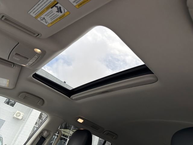 Certified 2023 Nissan Armada SL image 16