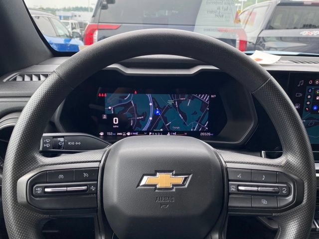 Used 2025 Chevrolet Colorado W/T w/ Advanced Trailering Package AWD/4WD image 15