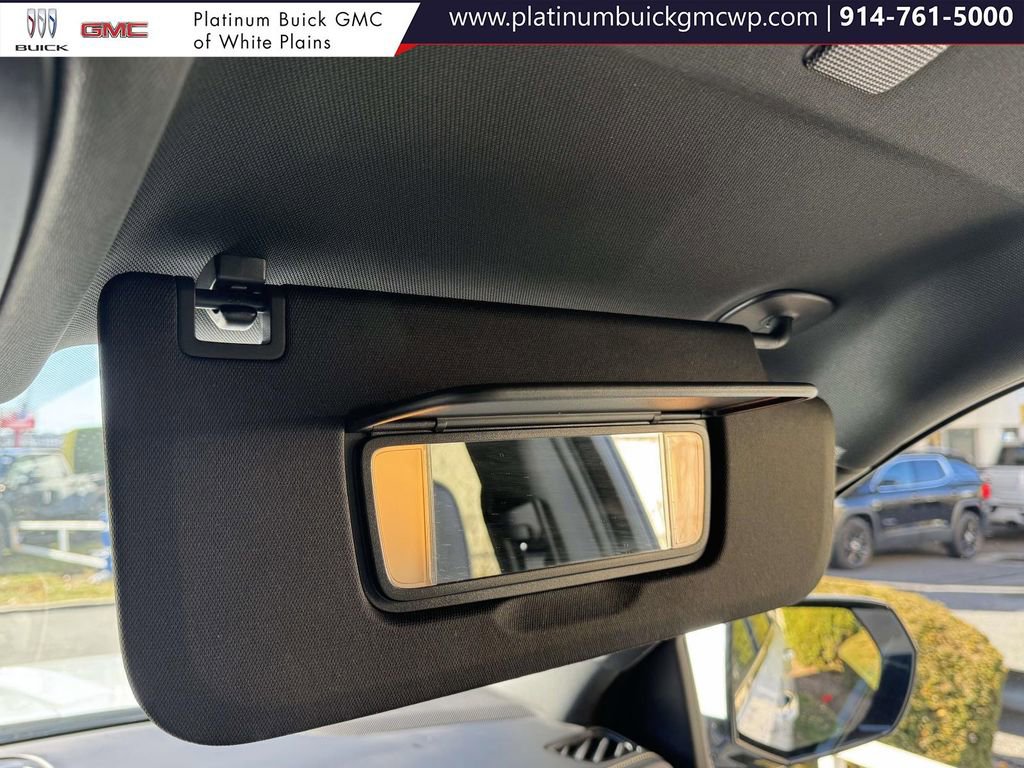 Used 2023 GMC Yukon SLT w/ SLT Luxury Package image 29