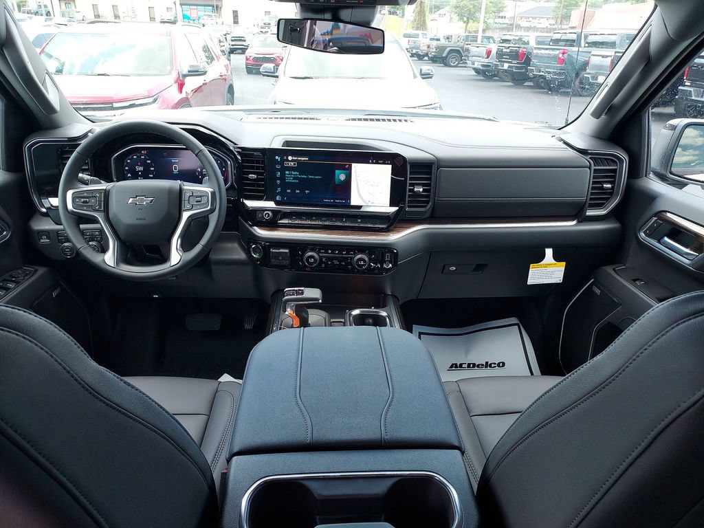 New 2026 Chevrolet Silverado 1500 RST w/ RST All Star Premium Package AWD/4WD image 10