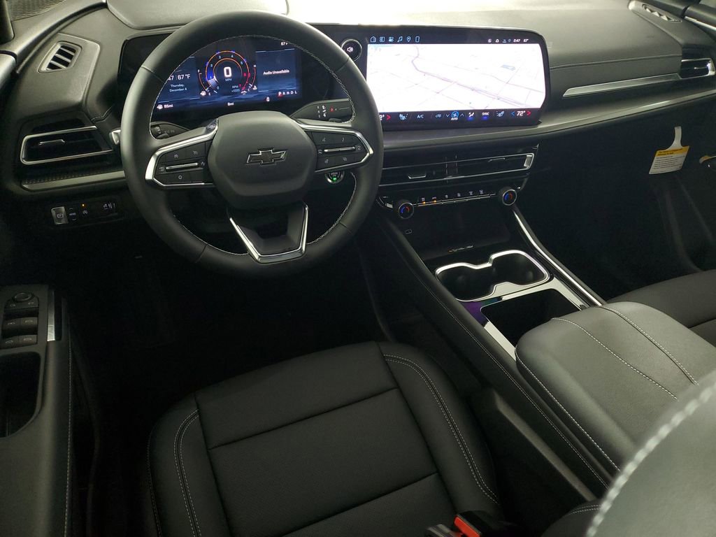 New 2026 Chevrolet Traverse LT w/ Midnight/Sport Edition FWD image 16