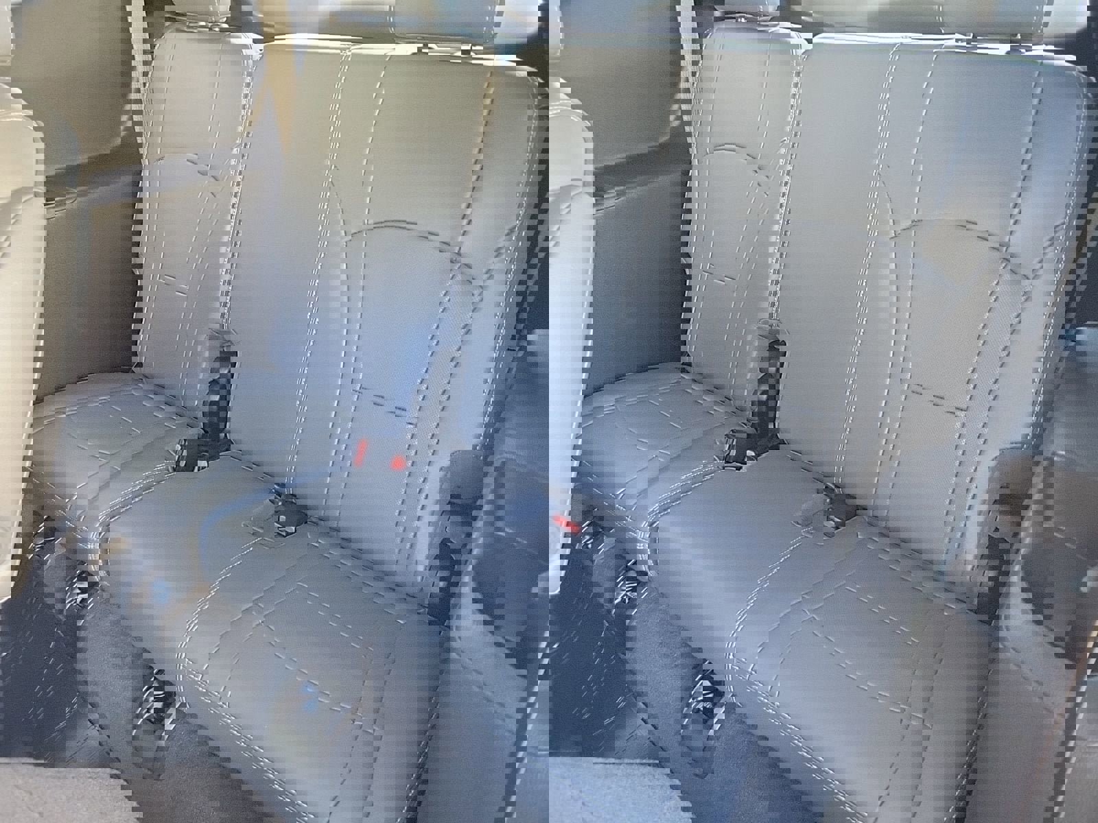 Used 2021 Buick Enclave Premium w/ Sun and Sites Package image 30