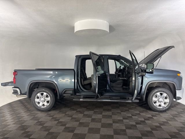 Used 2020 Chevrolet Silverado 2500 LTZ w/ LTZ Premium Package image 15