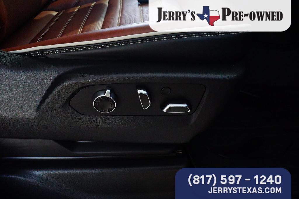 Used 2024 GMC Sierra 2500 Denali Ultimate AWD/4WD image 27