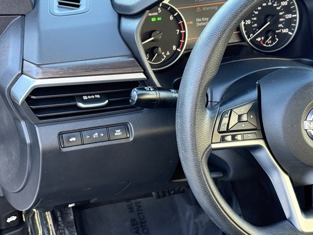 Certified 2023 Nissan Altima 2.5 SV image 16