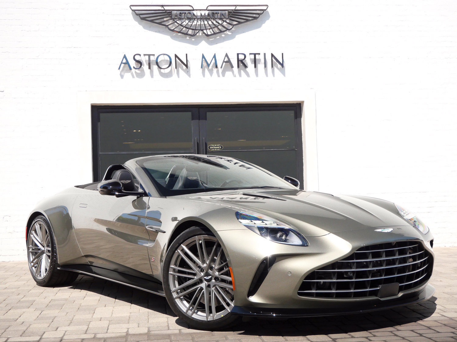 New 2026 Aston Martin V8 Vantage S RWD image 1