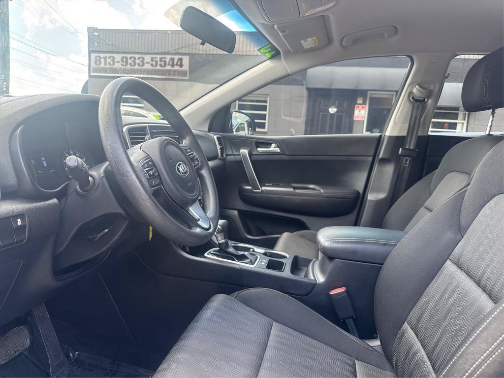 Used 2019 Kia Sportage LX FWD image 9
