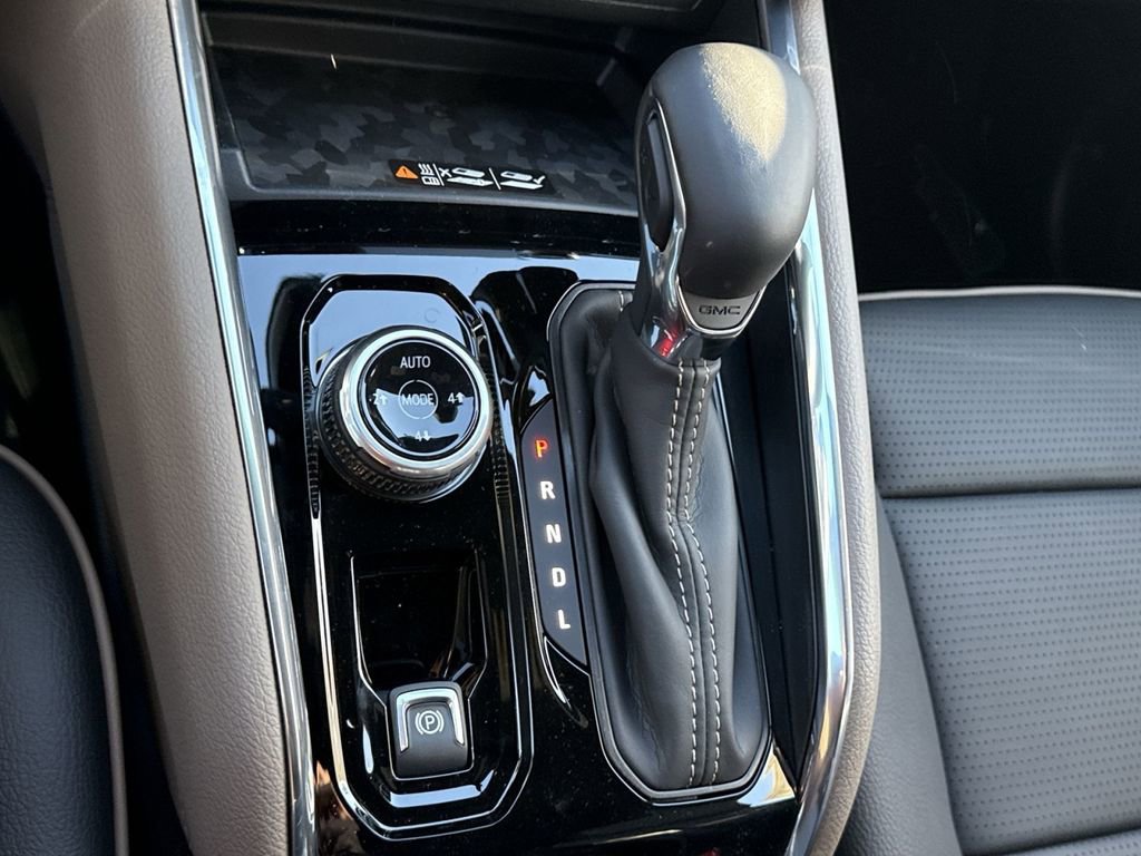 New 2026 GMC Canyon Denali image 22