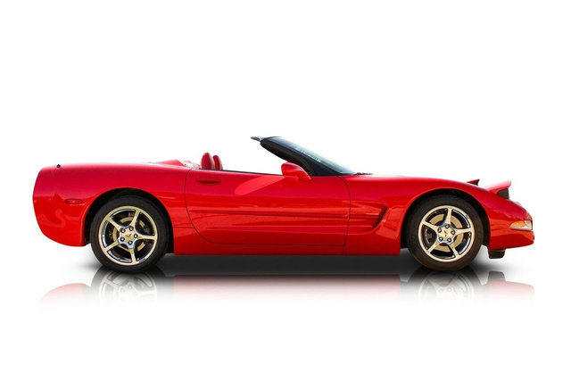 Used 2004 Chevrolet Corvette Convertible w/ Preferred Equipment Group image 2