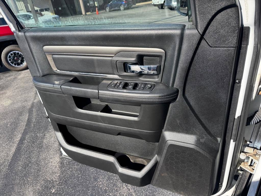 Used 2018 RAM 2500 Big Horn w/ Sport Appearance Group AWD/4WD image 22