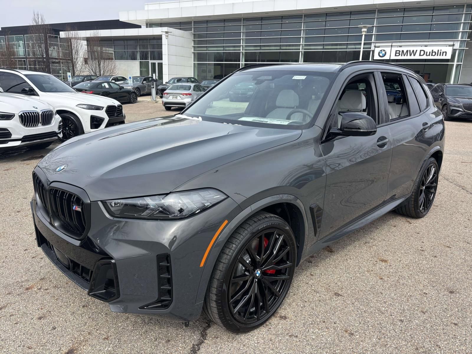 New 2026 BMW X5 M60i AWD/4WD image 1