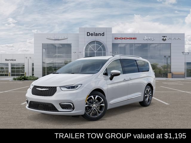 New 2026 Chrysler Pacifica Pinnacle w/ Trailer Tow Group