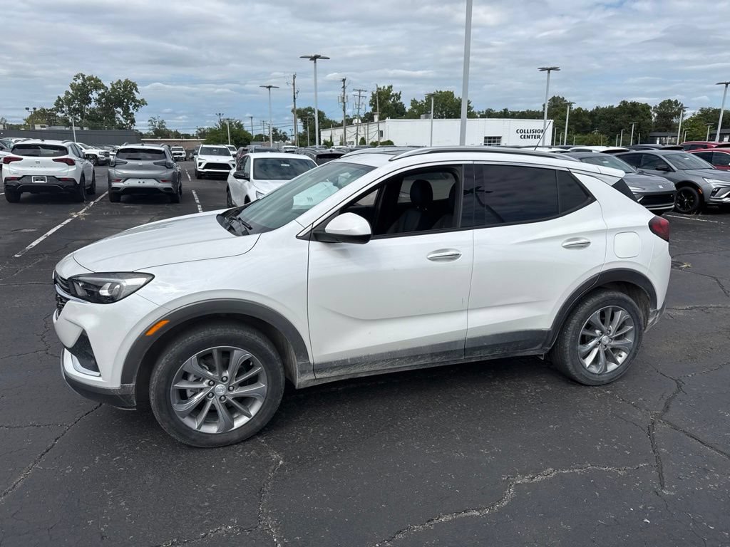Certified 2023 Buick Encore GX Essence w/ Experience Buick Package AWD/4WD image 5