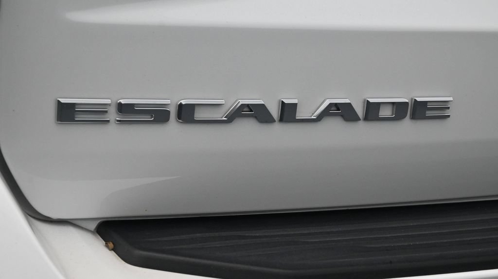 Certified 2024 Cadillac Escalade Premium Luxury w/ Performance Package AWD/4WD image 21