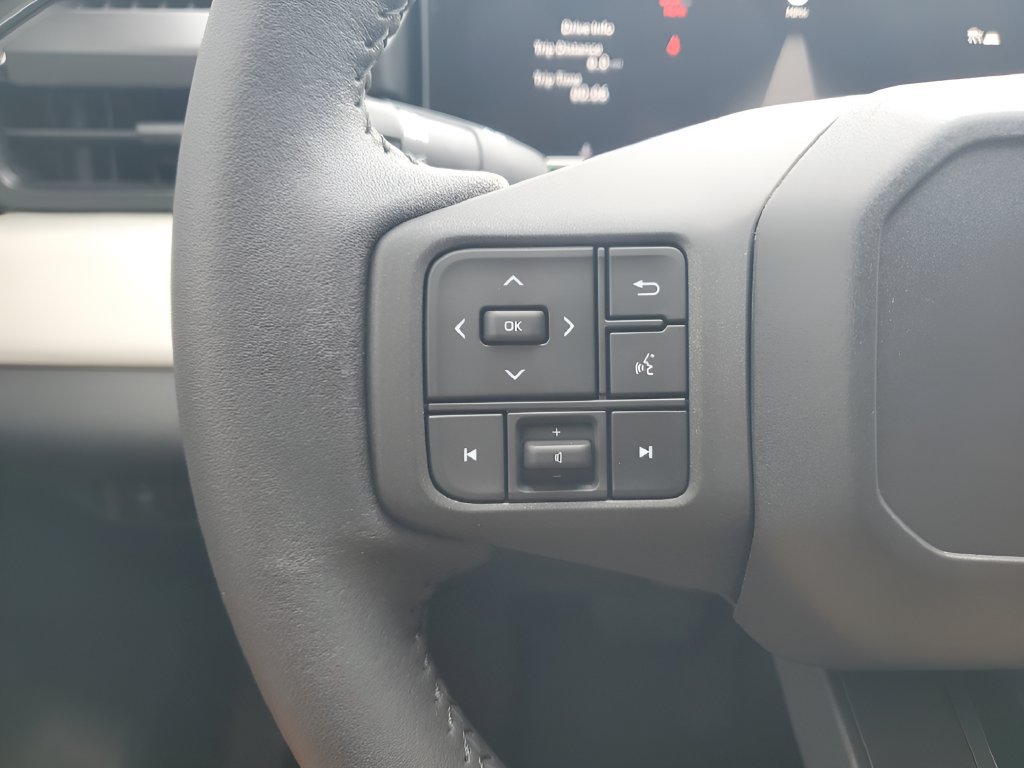 Used 2026 Toyota RAV4 XLE Premium AWD/4WD image 20
