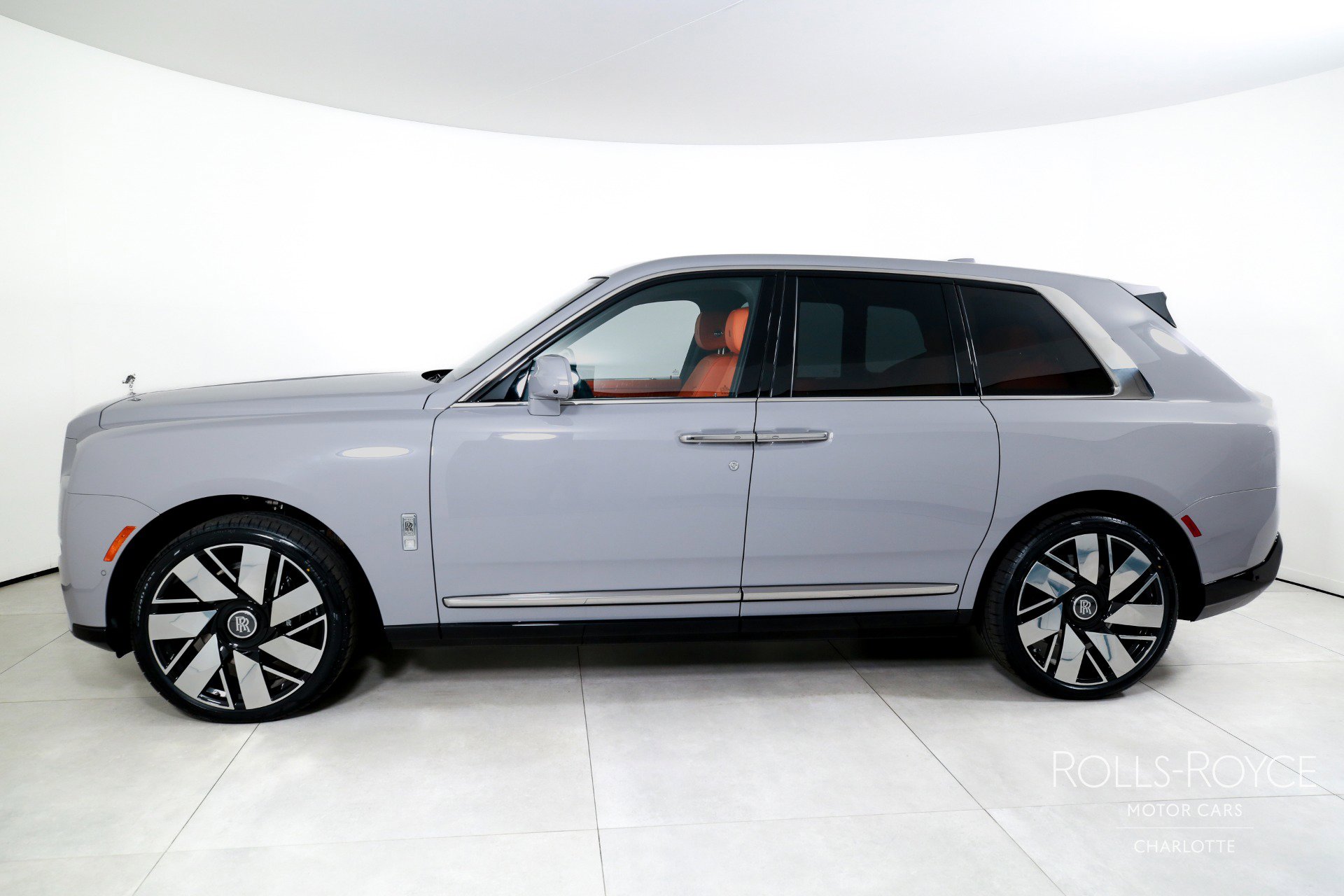 New 2026 Rolls-Royce Cullinan image 3