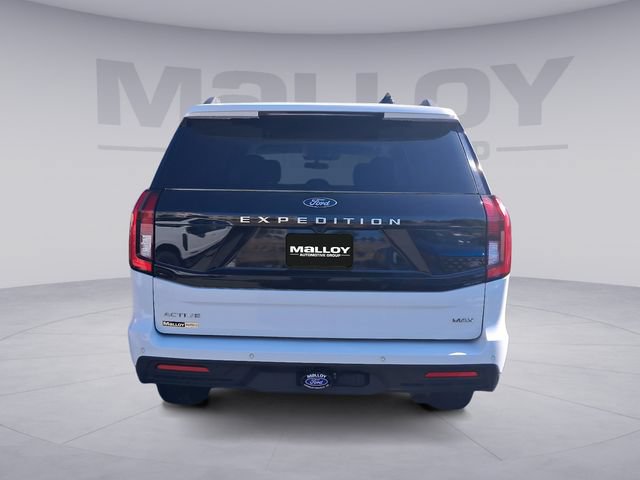 Used 2025 Ford Expedition Max Active AWD/4WD image 4
