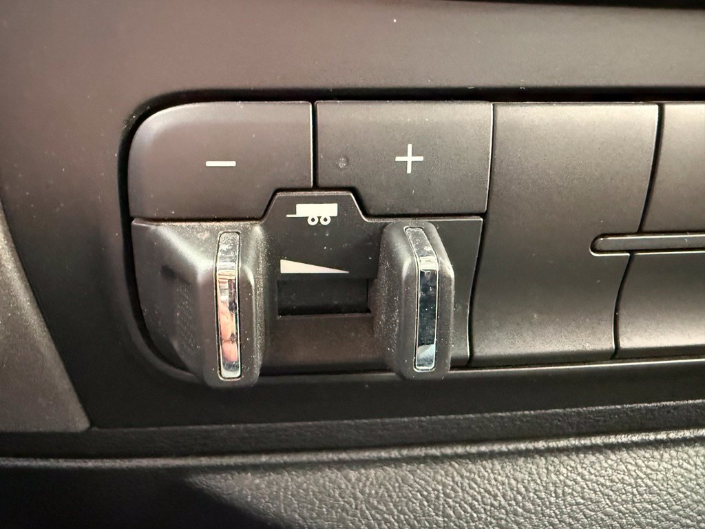 Used 2016 RAM 1500 Express AWD/4WD image 19