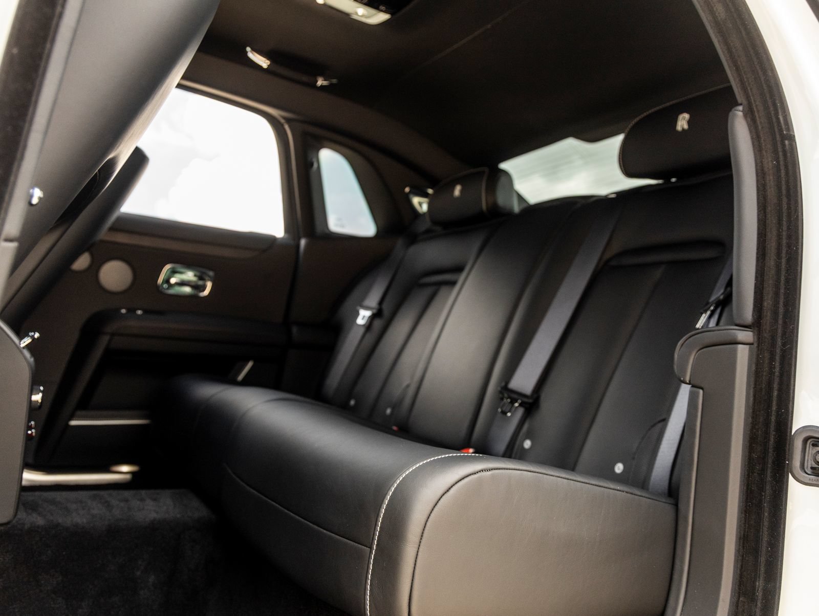 Certified 2024 Rolls-Royce Ghost AWD/4WD image 37