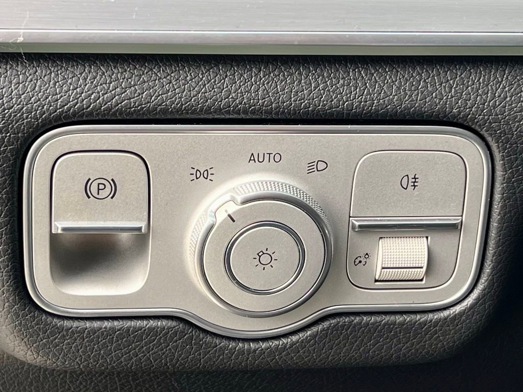 Certified 2025 Mercedes-Benz GLS 450 4MATIC image 34