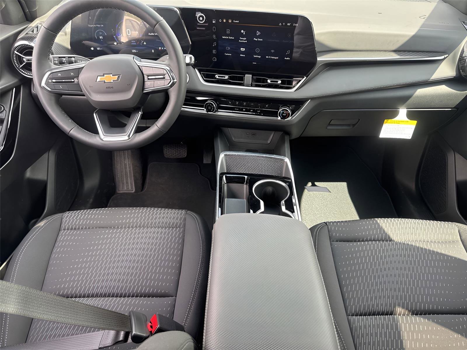 New 2025 Chevrolet Equinox LT w/ Safety and Technology Package image 12