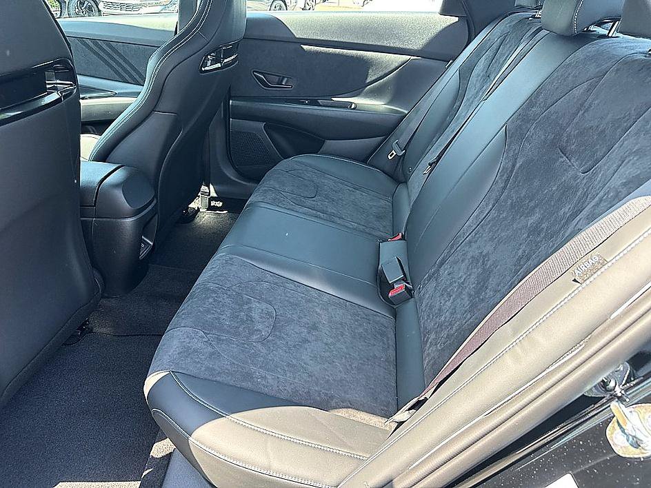 New 2026 Hyundai Elantra N FWD image 7