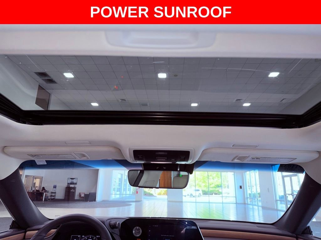 Certified 2024 Lexus ES 350 w/ Premium Package image 10