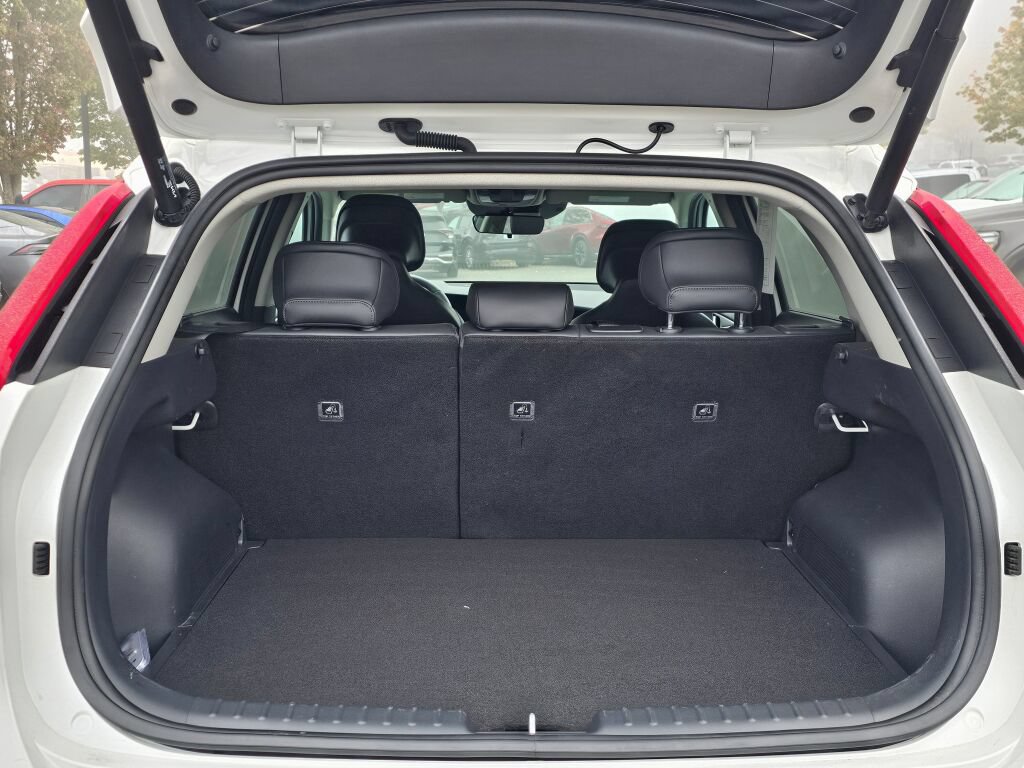 Certified 2023 Kia Niro Wind w/ Wind Preserve Package FWD image 28