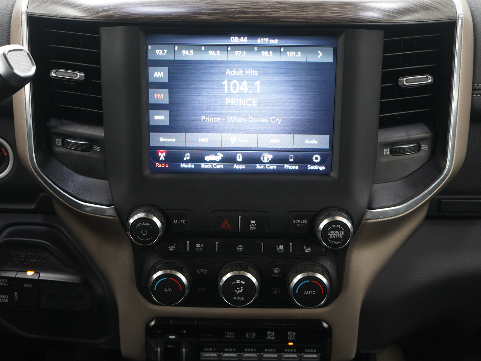 Used 2021 RAM 3500 Laramie image 15