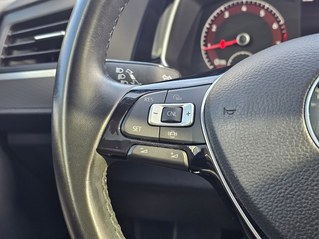 Used 2019 Volkswagen Jetta SE image 30