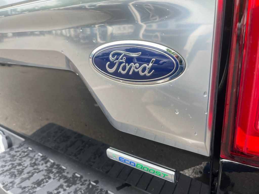Used 2018 Ford F150 King Ranch w/ Equipment Group 601A Luxury AWD/4WD image 44