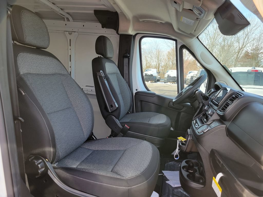 New 2025 RAM ProMaster 1500 w/ Convenience Group FWD image 10