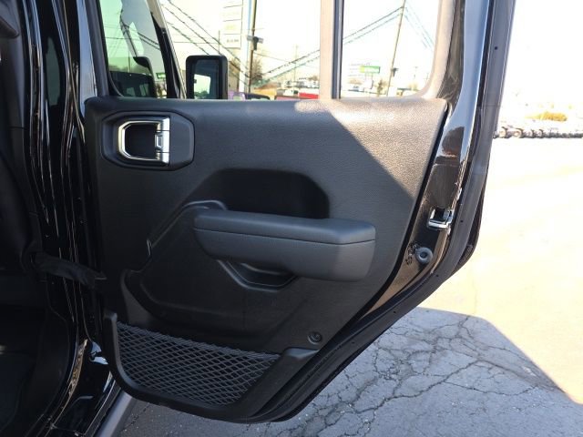 Used 2025 Jeep Wrangler Unlimited Rubicon 4xe w/ Safety Group image 49