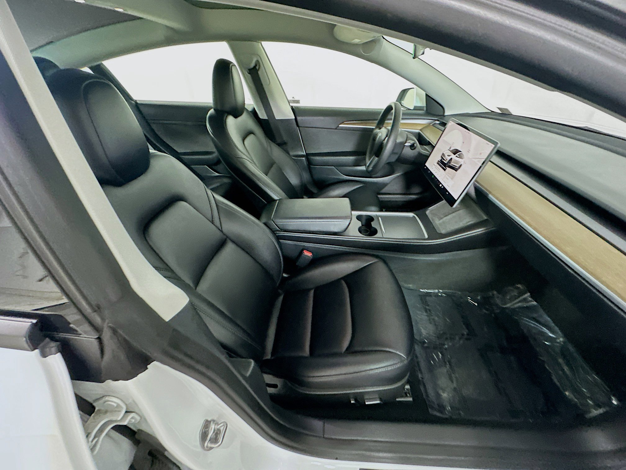 Used 2023 Tesla Model 3 Standard Range RWD image 29