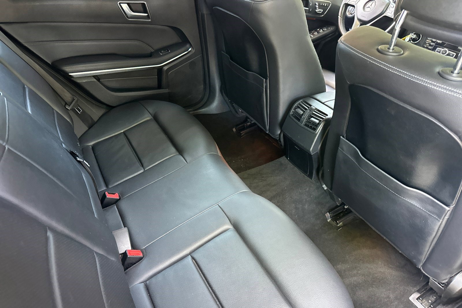 Used 2014 Mercedes-Benz E 350 4MATIC Wagon image 31