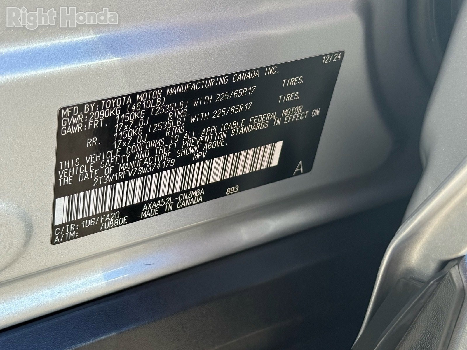 Used 2025 Toyota RAV4 XLE image 34