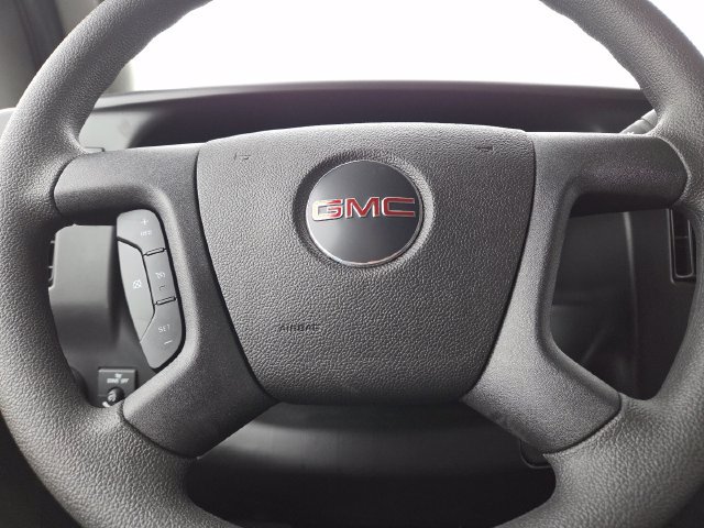 New 2026 GMC Savana 3500 w/ Driver Convenience Package RWD image 27