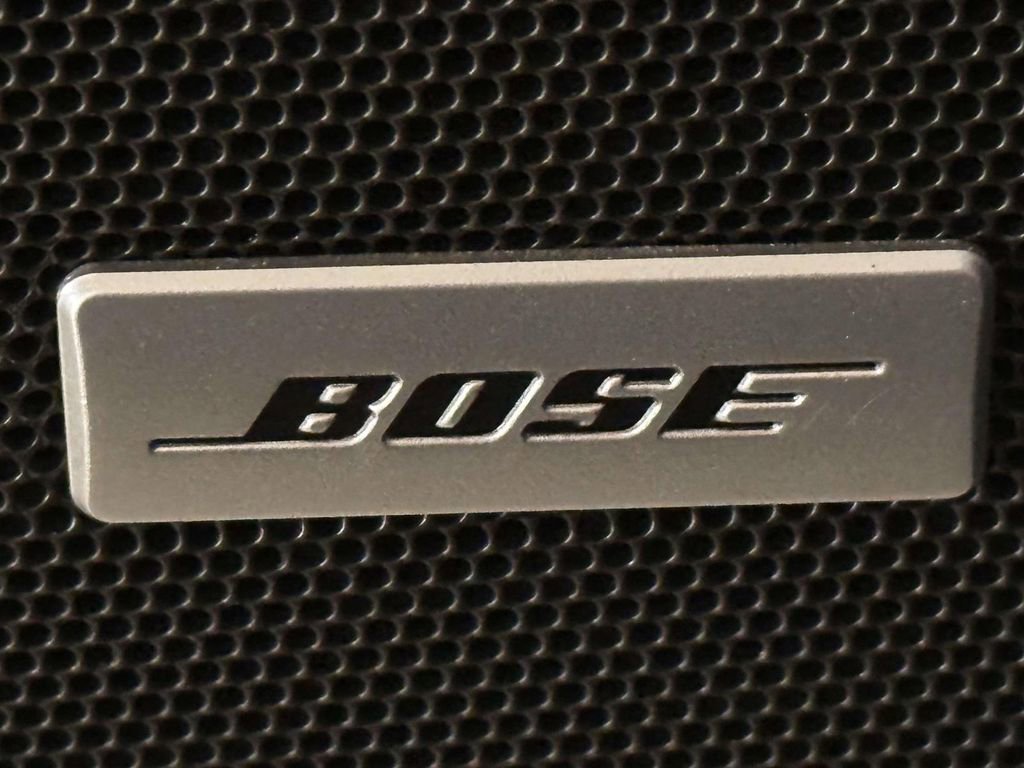 Used 2018 Cadillac XT5 Luxury w/ Driver Awareness Package AWD/4WD image 14