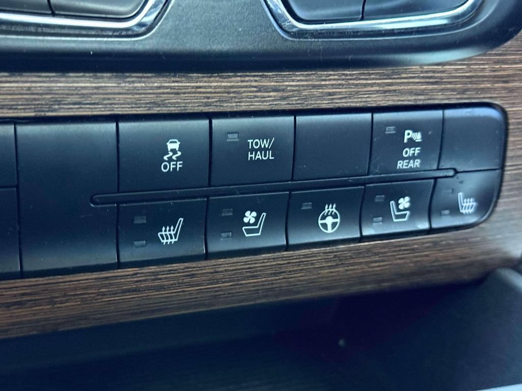 Used 2016 RAM 1500 Laramie AWD/4WD image 27