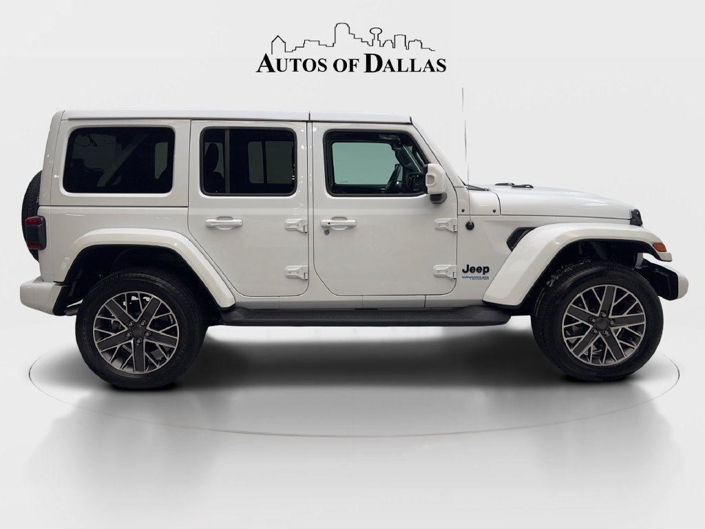 Used 2022 Jeep Wrangler Unlimited Sahara AWD/4WD image 11